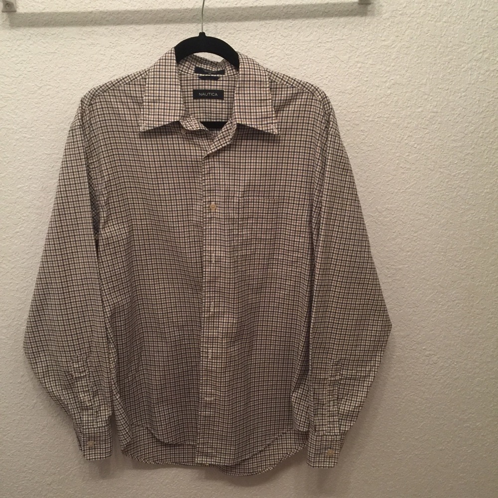 Men’s Medium Náutica button down